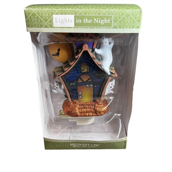MIDWEST CBK Lights In The Night Halloween Haunted House & Ghosts Night Light - Picture 6 of 6